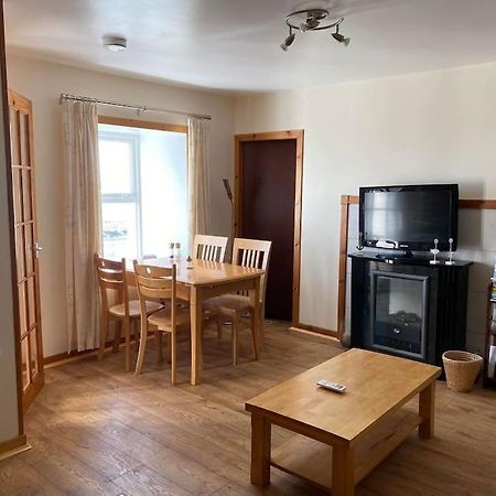 2 Bedroom House Overlooking Pierowall Bay, Westray Luaran gambar