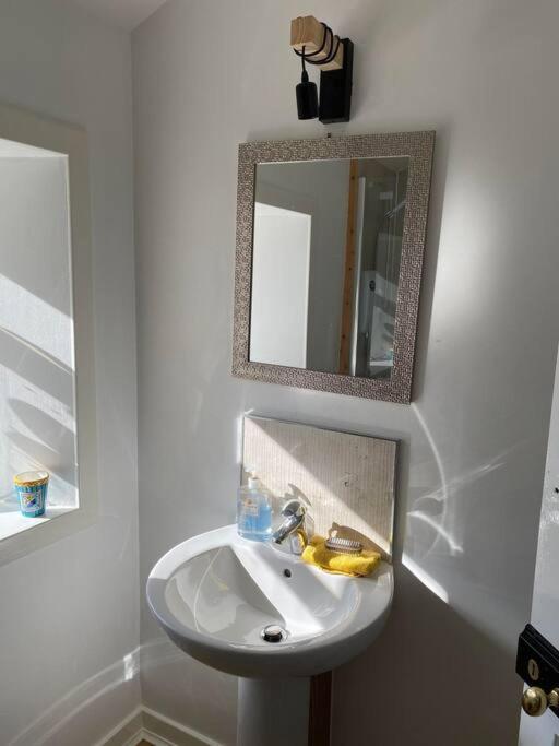 2 Bedroom House Overlooking Pierowall Bay, Westray Luaran gambar