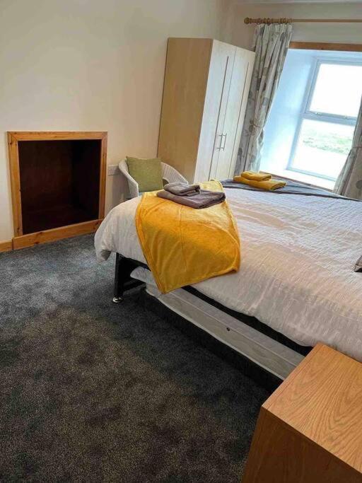 2 Bedroom House Overlooking Pierowall Bay, Westray Luaran gambar